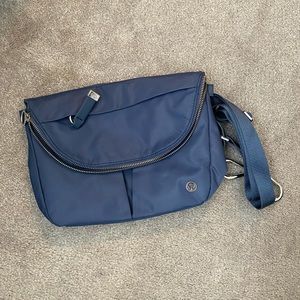 Lululemon All Night Festival Bag